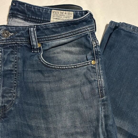Diesel Jeans Larkee 31x32 Blue Denim Regular Fit Straight Leg Mens Jeans - Picture 6 of 16